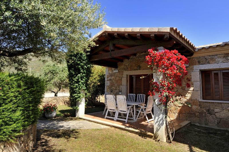 Residence Lu Fraili San Teodoro  Exterior photo