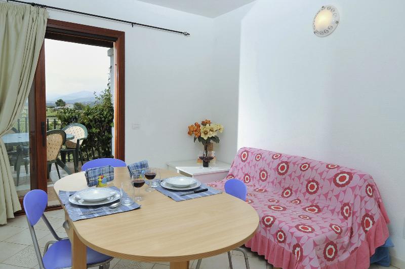 Residence Lu Fraili San Teodoro  Exterior photo