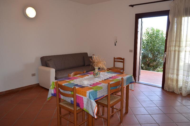 Residence Lu Fraili San Teodoro  Exterior photo